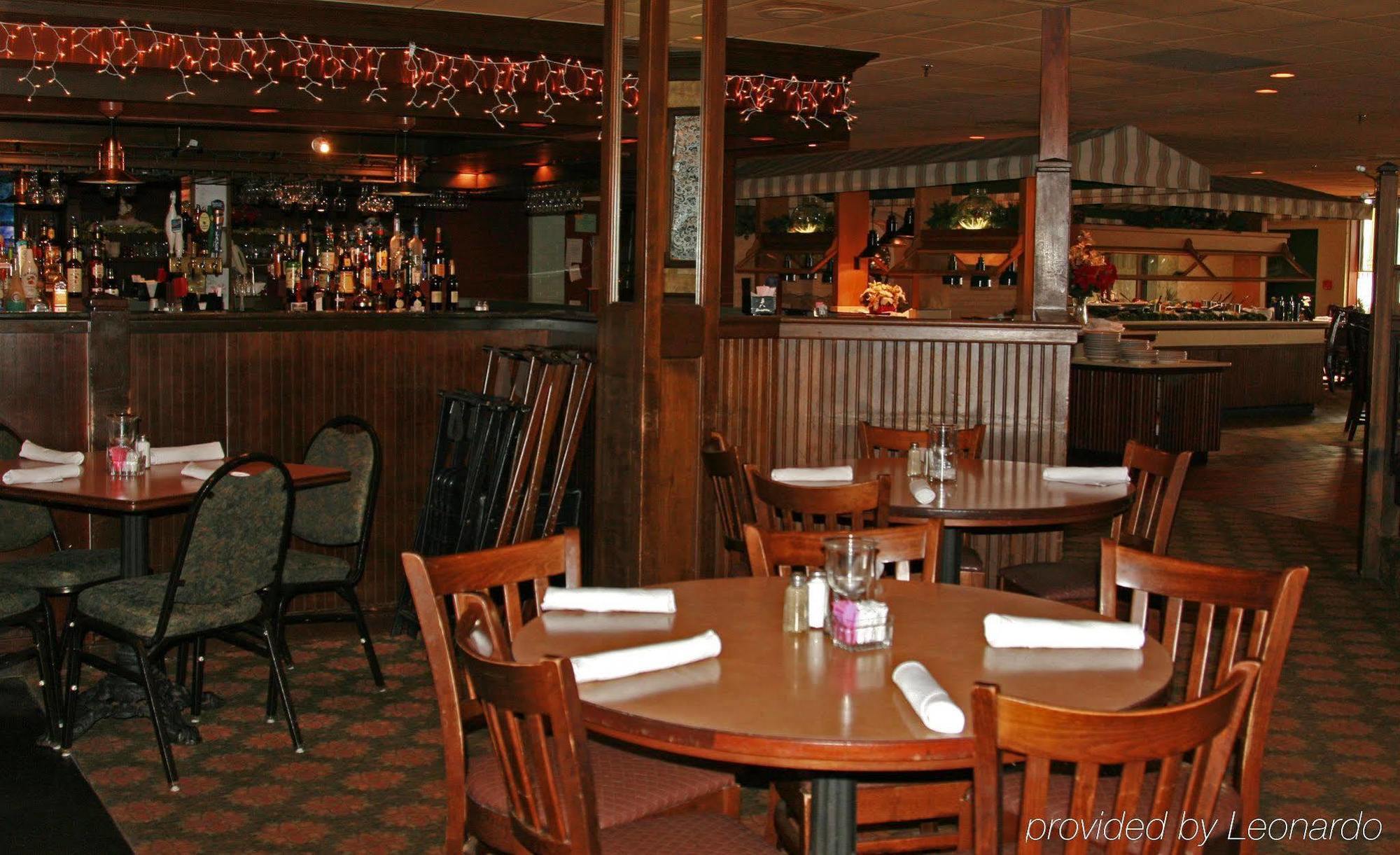 Holiday Inn Perrysburg French Quarter Restaurante foto